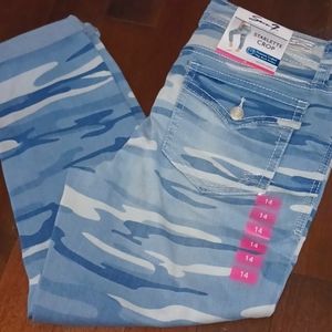 Seven7 Starlette Crop Jean sz 14 Cabo Camo nwt